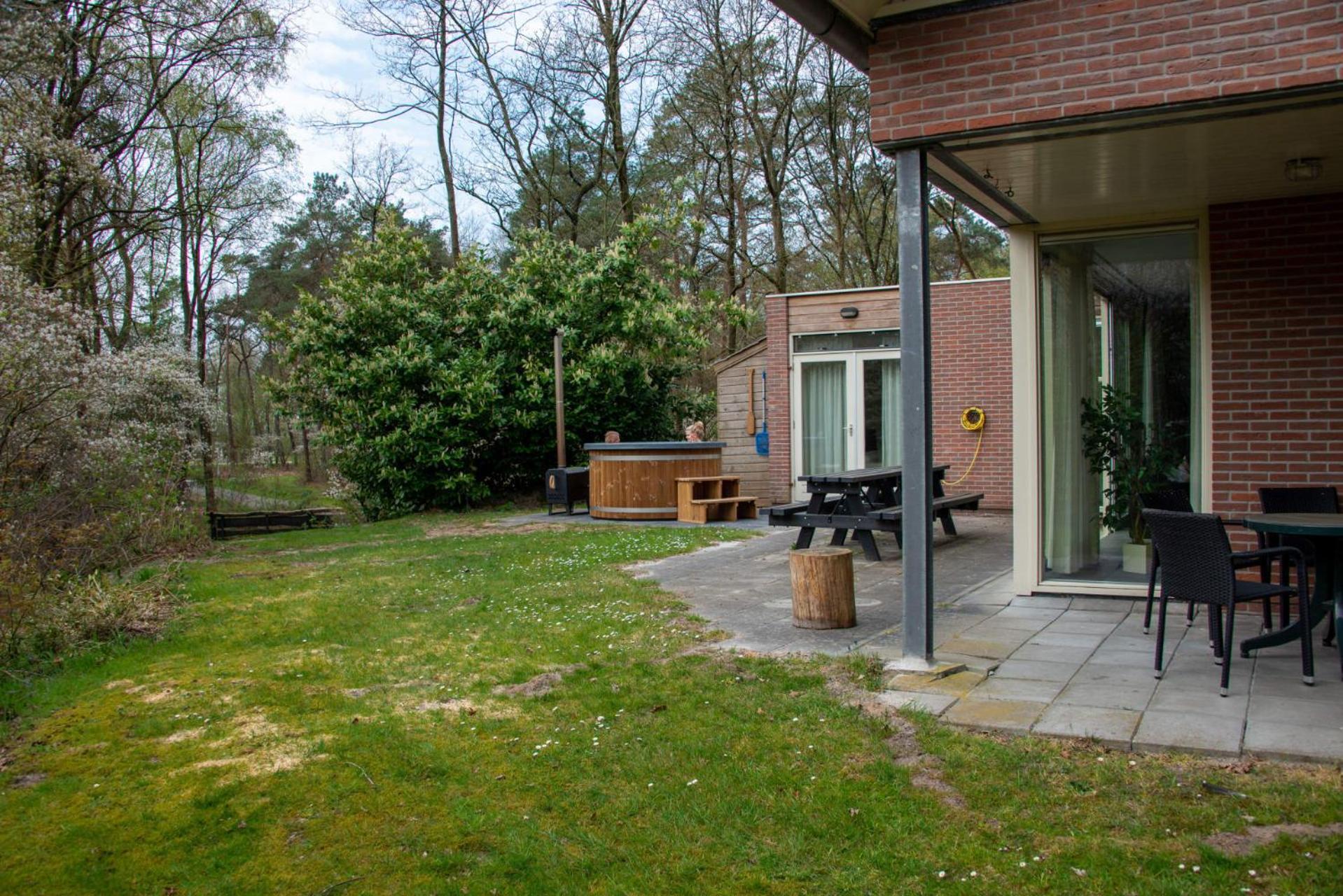 Europarcs De Wiltzangh Hotel Ruinen Room photo